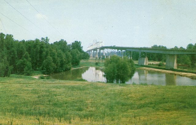 Bridge over the Mississippi River between Lake Village, Arkansas and Greenville, Mississippi.